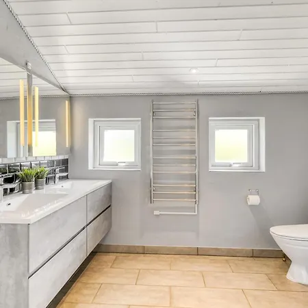 Holiday home Renovated With Hot Tub, Sauna And Shelter *