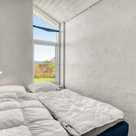 Renovated With Hot Tub, Sauna And Shelter 펜션 Vestervig