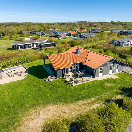 Renovated With Hot Tub, Sauna And Shelter Vestervig