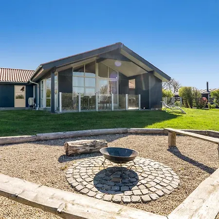 Renovated With Hot Tub, Sauna And Shelter 펜션 Vestervig